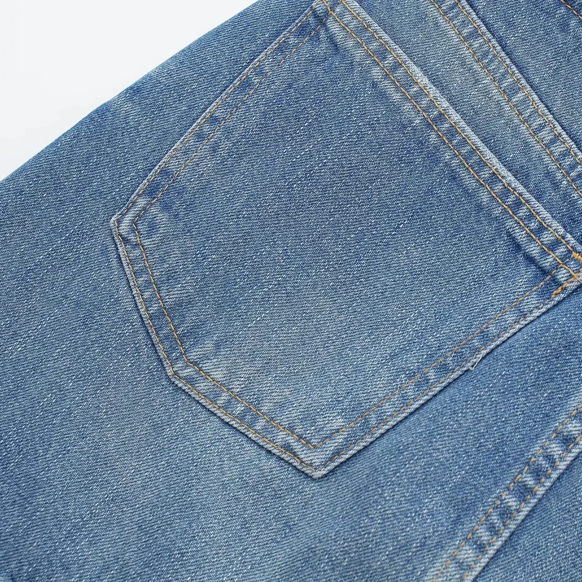 Jeansrock mit verstellbarem Bindeband an der Taille und weißem Detail oben