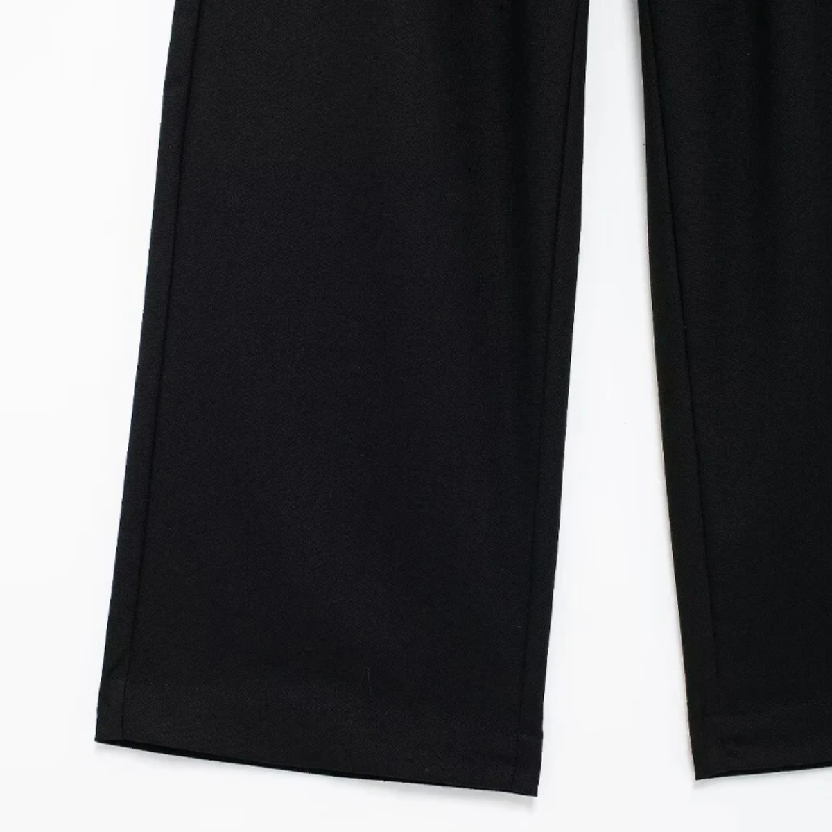 High-Waist-Hose mit elastischem Bund und Fronttaschen, weit geschnitten