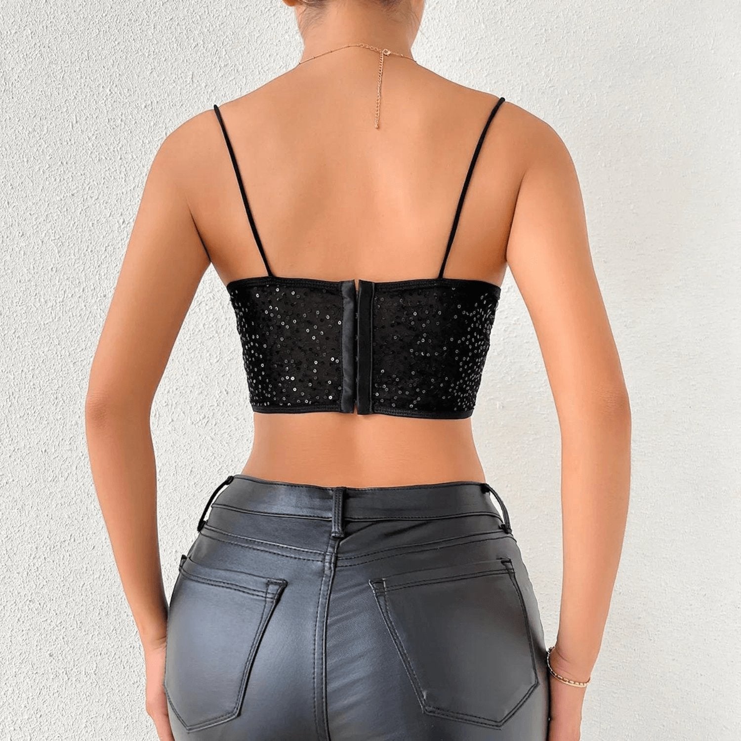 Cropped-Top mit Pailletten und transparentem Stoff