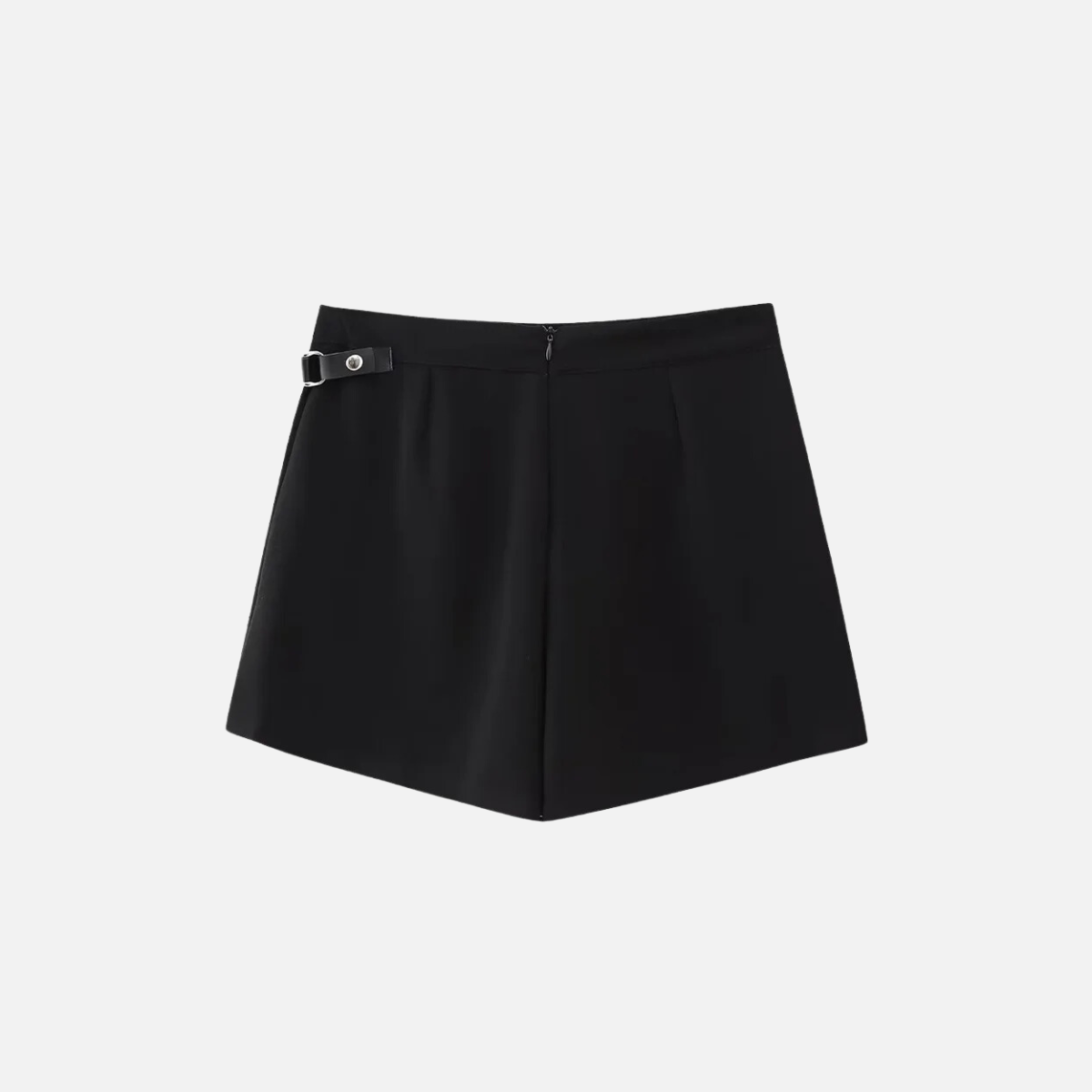 High-Waist-Shortsrock im Wickelstil mit Ösenverzierung und asymmetrischem Saum