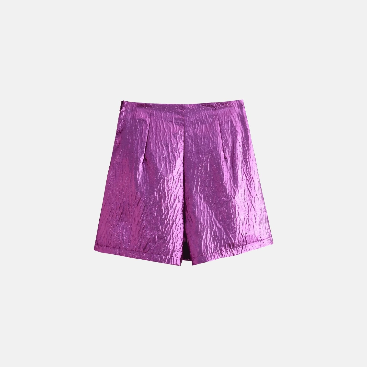 Metallisch strukturierter High-Waist-Shortsrock mit Knotendetail