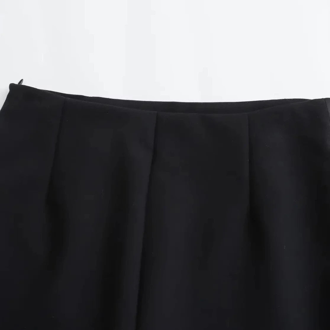 Eleganter Shortsrock mit trapezförmigem Design und Frontschlitzen